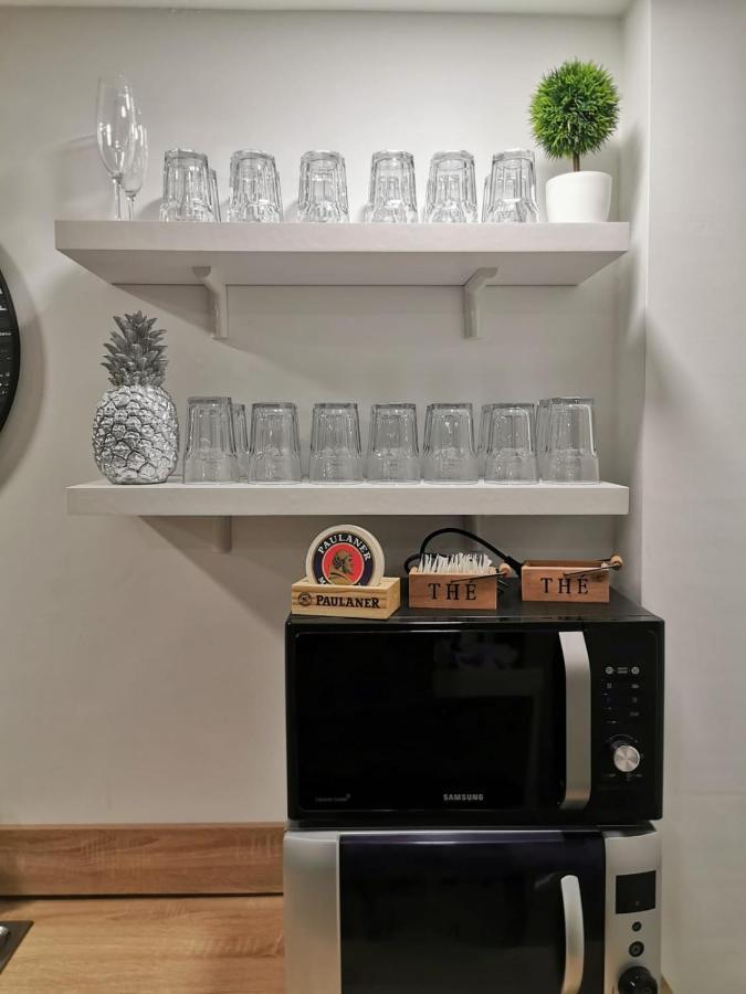 Hostel Book'N'Hook Stobrec Ngoại thất bức ảnh