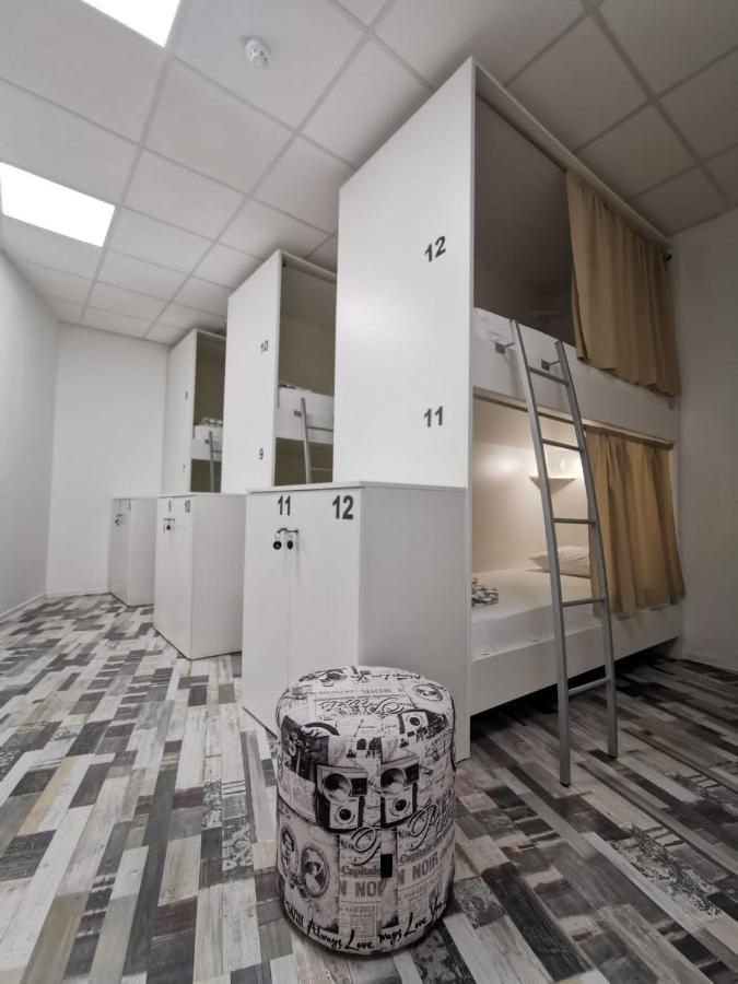 Hostel Book'N'Hook Stobrec Ngoại thất bức ảnh